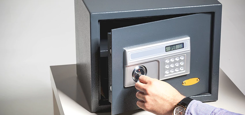 Jewelry Safe Unlocking Service in Jersey City, New Jersey