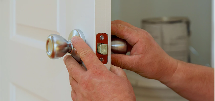 AAA Locksmiths For lock Replacement in Jersey City, New Jersey